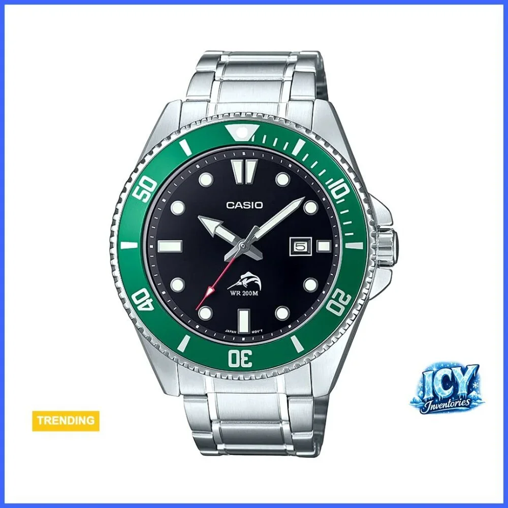 Stainless Steel Analog Watch with 200M Water Resistance and Date Display